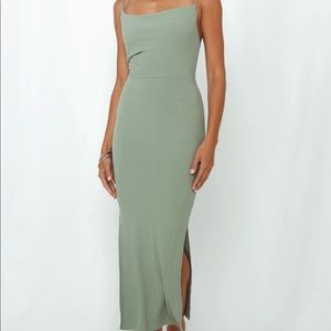 Hello Molly sage midi dress